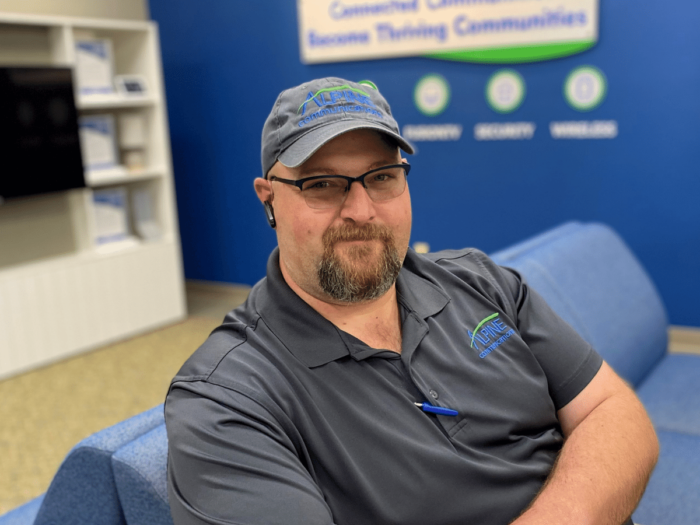 Alpine's Chris Boesker Broadband Technician